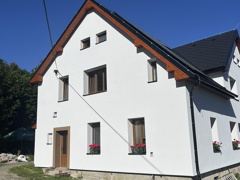 Fasáda rodinného domu po rekonstrukci